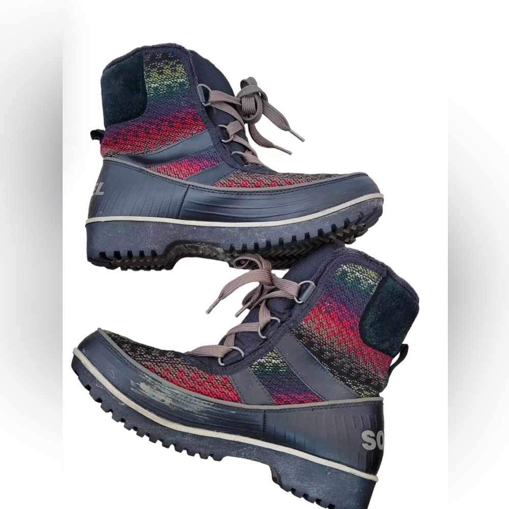 Sorel Tivoli II Waterproof boots.
